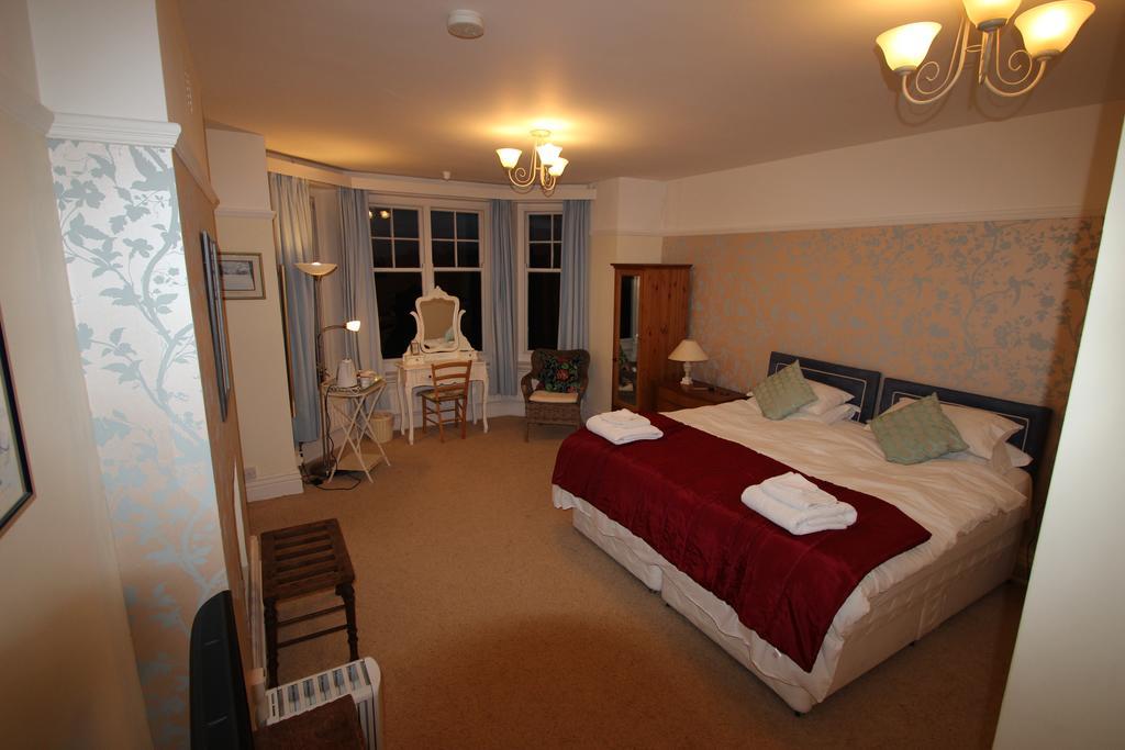Woodlands Bed & Breakfast Barnt Green Room photo